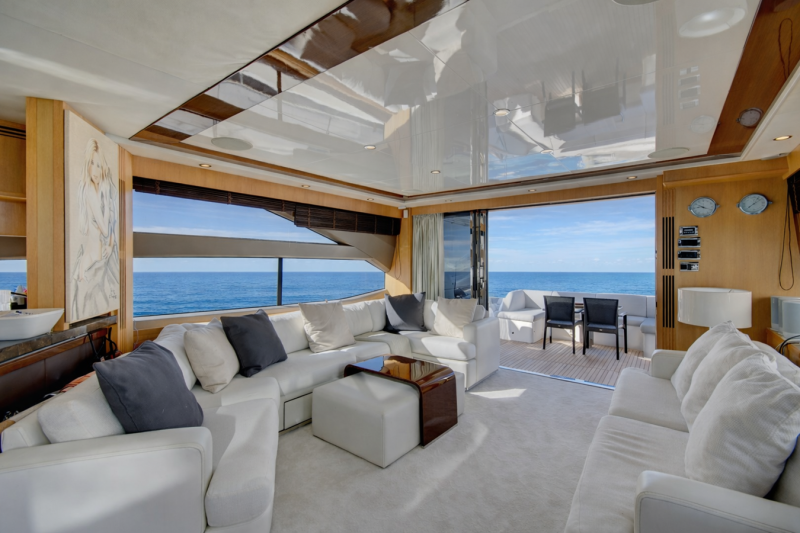 PRINCESS 72 2014 PRINCESS YACHTS