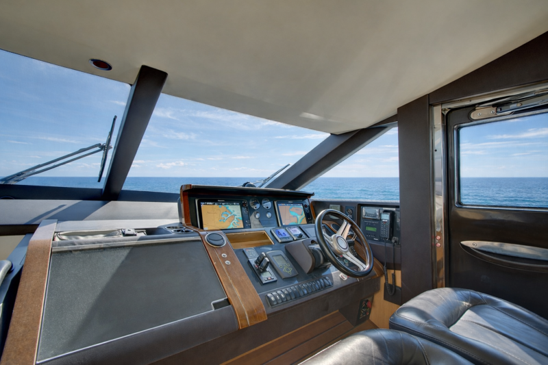 PRINCESS 72 2014 PRINCESS YACHTS