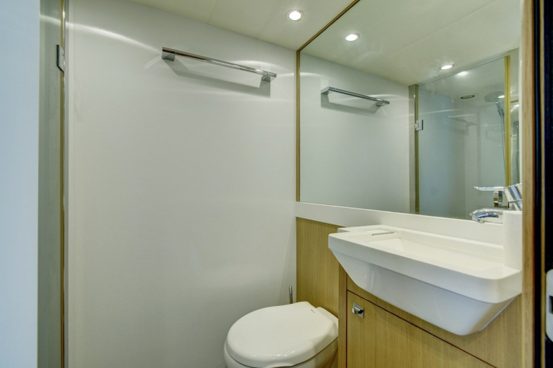 PRINCESS 72 2014 PRINCESS YACHTS