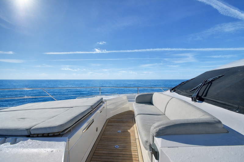 PRINCESS 72 2014 PRINCESS YACHTS