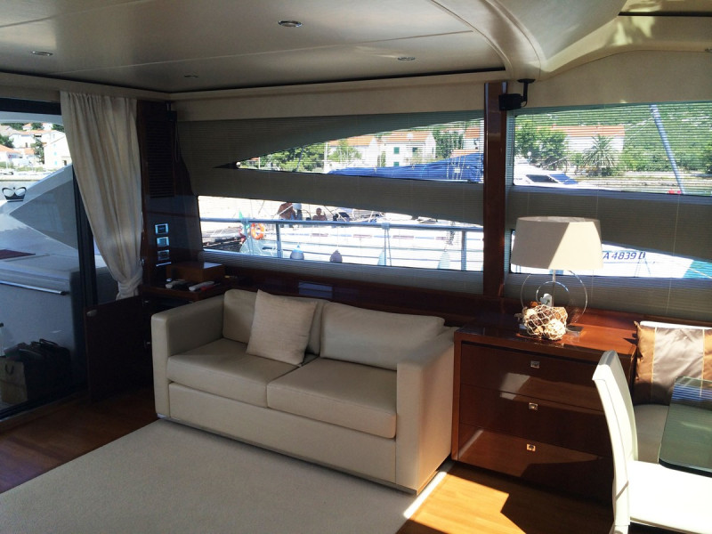 2009 PRINCESS YACHTS