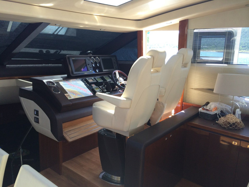 2009 PRINCESS YACHTS