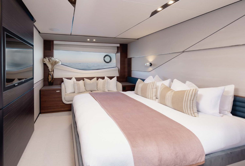 2019 PRINCESS YACHTS