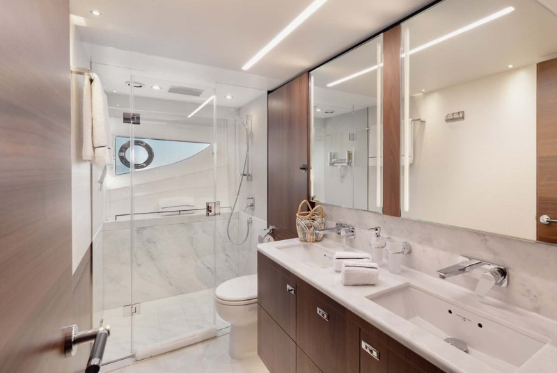 2019 PRINCESS YACHTS