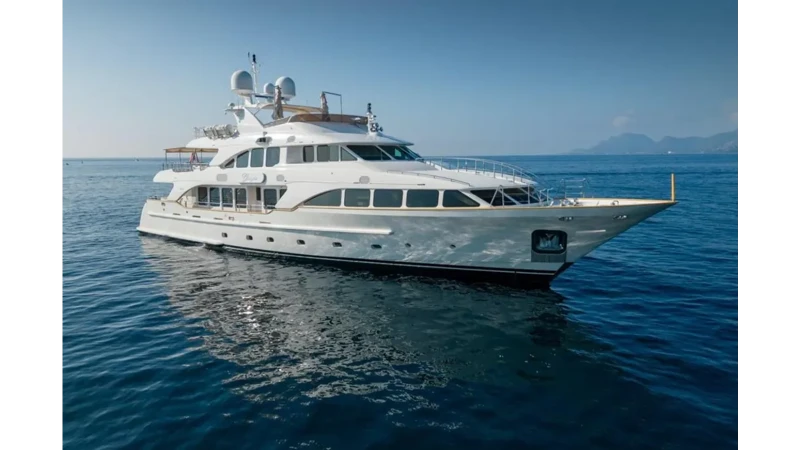 CLASSIC 120 2008 AZIMUT YACHTS