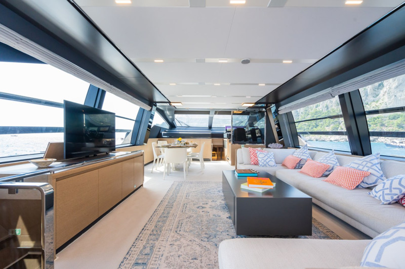 88 FOLGORE 2021 RIVA YACHT