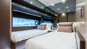 88 FOLGORE 2021 RIVA YACHT