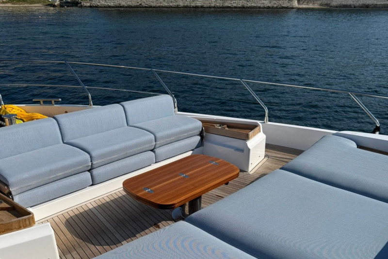 AZIMUT FLY 68 2022 AZIMUT YACHTS