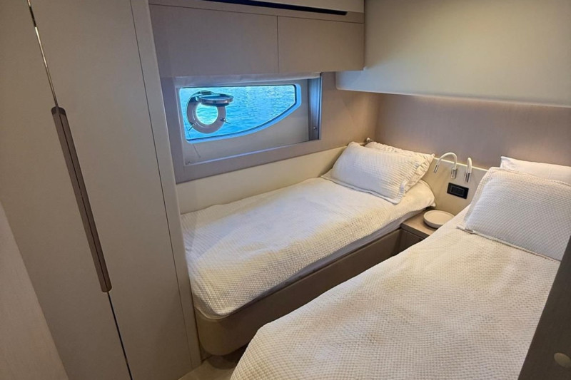 AZIMUT FLY 68 2022 AZIMUT YACHTS