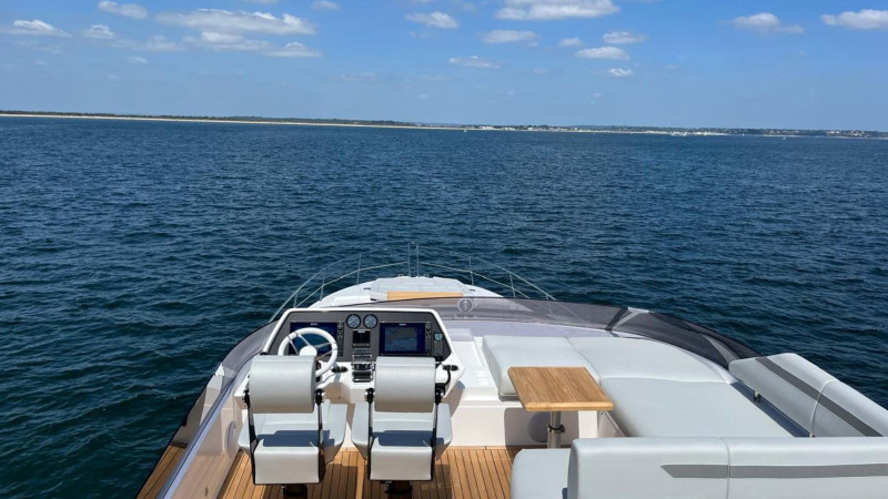 74 XPS SPORT YACHT 2023 SUNSEEKER