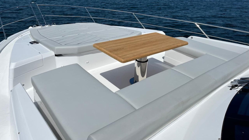 74 XPS SPORT YACHT 2023 SUNSEEKER