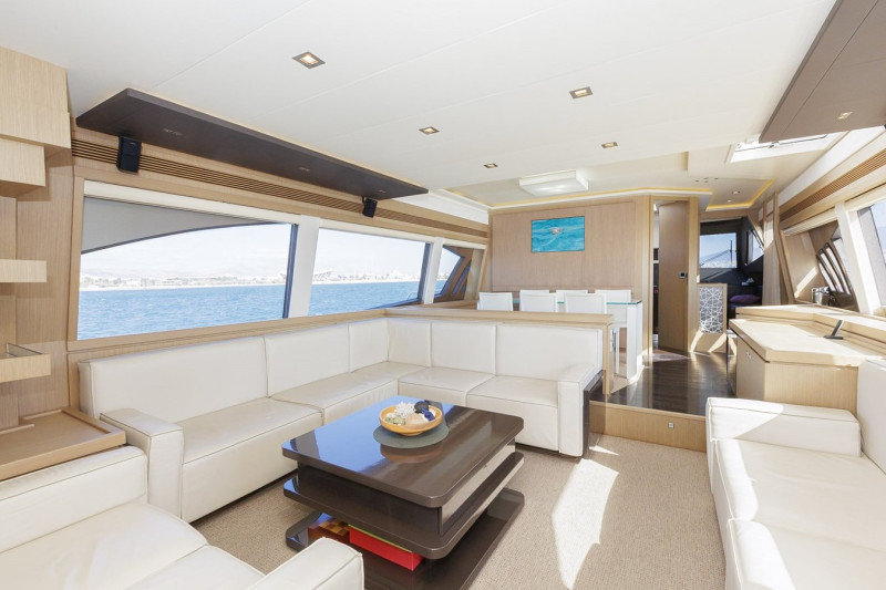 2013 FERRETTI YACHTS
