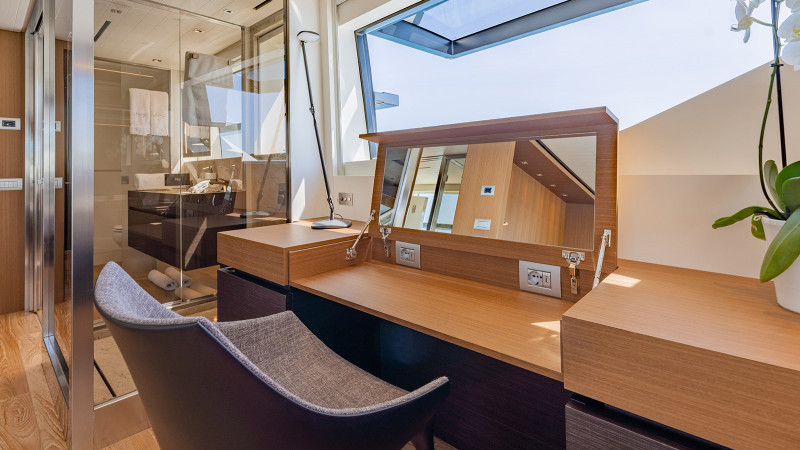 SL102 ASYMMETRIC 2019 SANLORENZO YACHTS