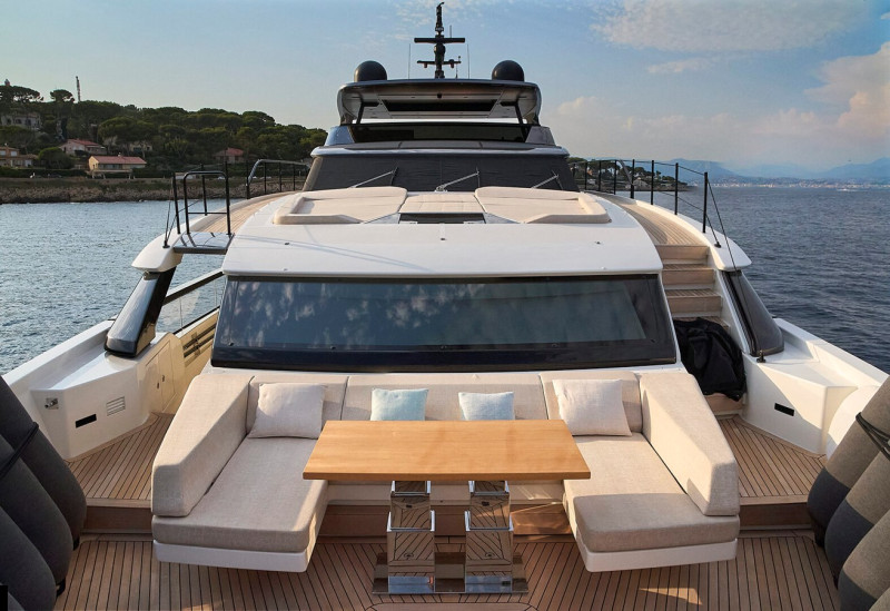 SL102 ASYMMETRIC 2021 SANLORENZO YACHTS