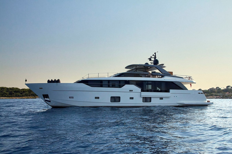 SL102 ASYMMETRIC 2021 SANLORENZO YACHTS