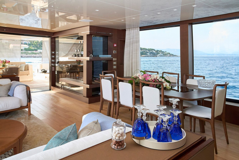 SL102 ASYMMETRIC 2021 SANLORENZO YACHTS