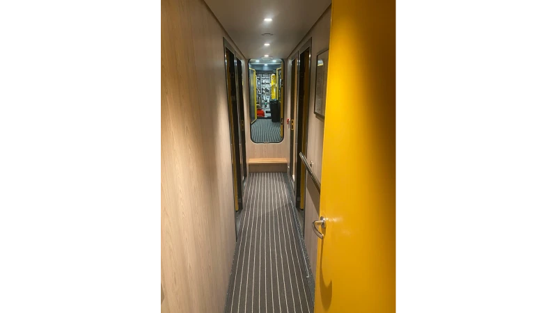 FAST CREW SUPPLIER 3307 2009 DAMEN YACHTING