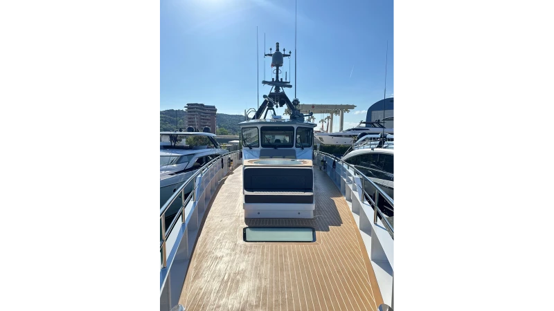 FAST CREW SUPPLIER 3307 2009 DAMEN YACHTING