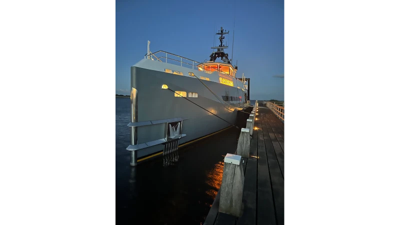 FAST CREW SUPPLIER 3307 2009 DAMEN YACHTING