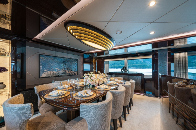 SUNSEEKER 131 2019 SUNSEEKER