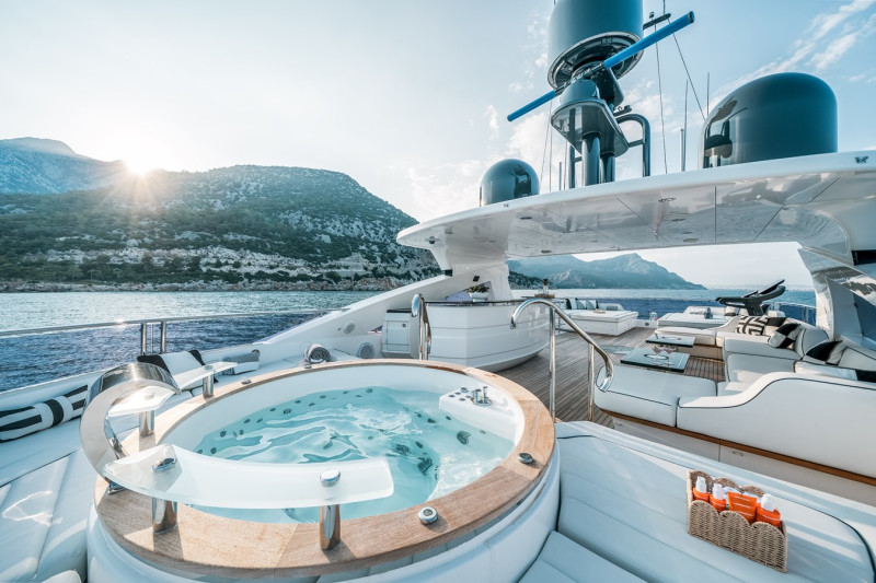 SUNSEEKER 131 2019 SUNSEEKER