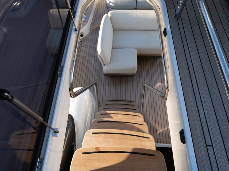 2021 PRINCESS YACHTS