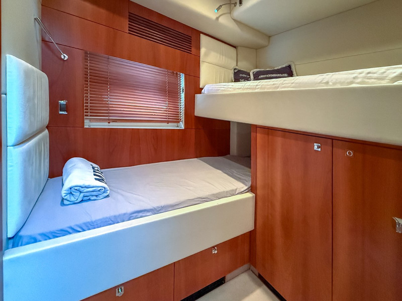 PREDATOR 64 2010 SUNSEEKER