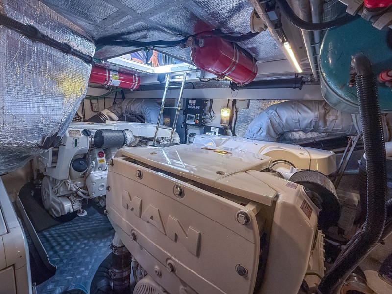 PREDATOR 64 2010 SUNSEEKER