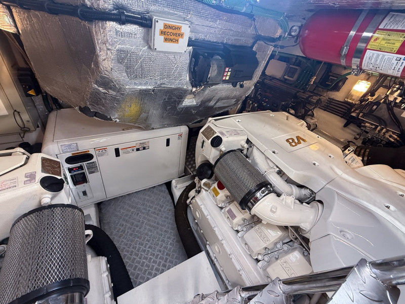 PREDATOR 64 2010 SUNSEEKER