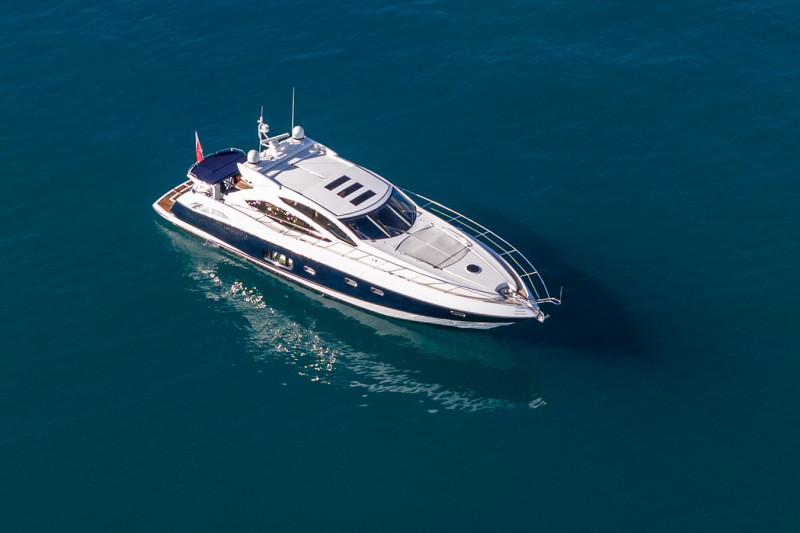 PREDATOR 64 2010 SUNSEEKER