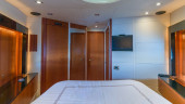 PREDATOR 64 2010 SUNSEEKER