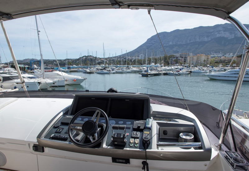 S66 2022 PRINCESS YACHTS