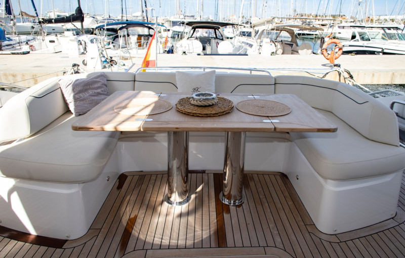 S66 2022 PRINCESS YACHTS