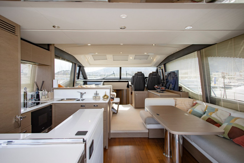 S66 2022 PRINCESS YACHTS