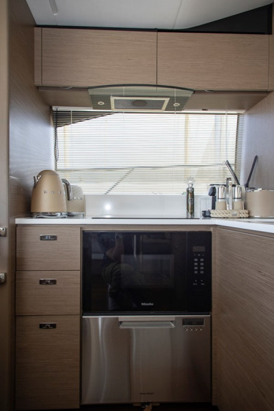 S66 2022 PRINCESS YACHTS