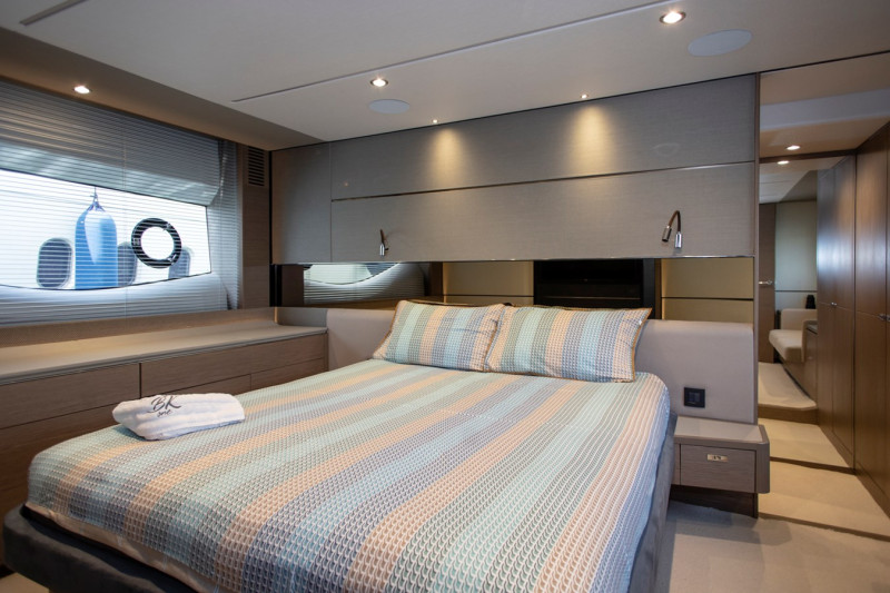 S66 2022 PRINCESS YACHTS