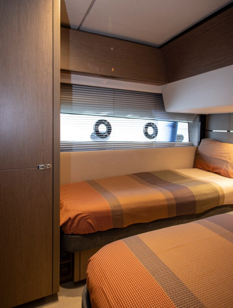 S66 2022 PRINCESS YACHTS