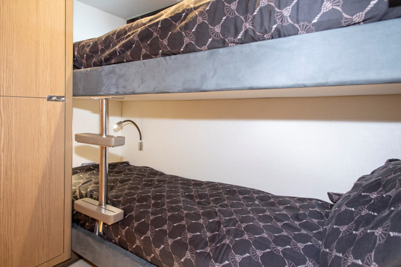 S66 2022 PRINCESS YACHTS