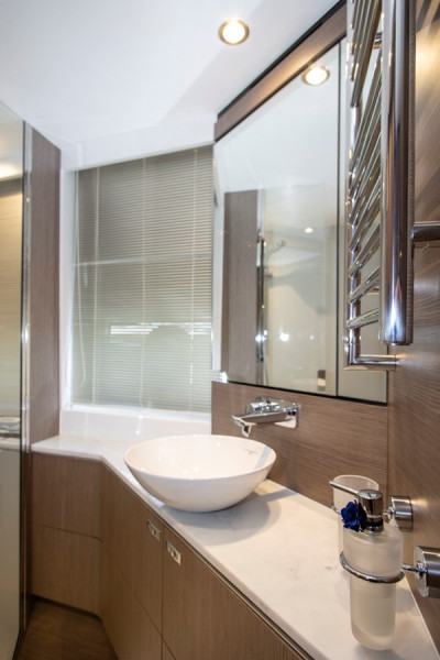 S66 2022 PRINCESS YACHTS