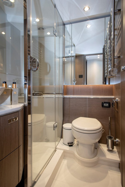 S66 2022 PRINCESS YACHTS