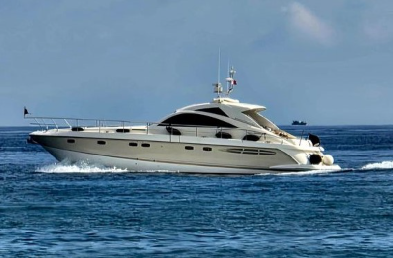 GT 52  2010 FAIRLINE