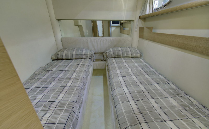 GT 52  2010 FAIRLINE