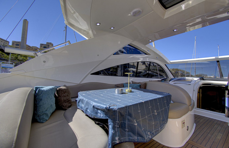 GT 52  2010 FAIRLINE