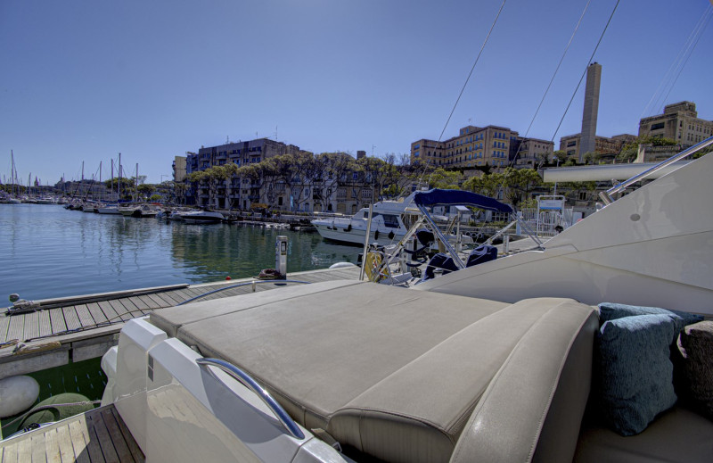 GT 52  2010 FAIRLINE