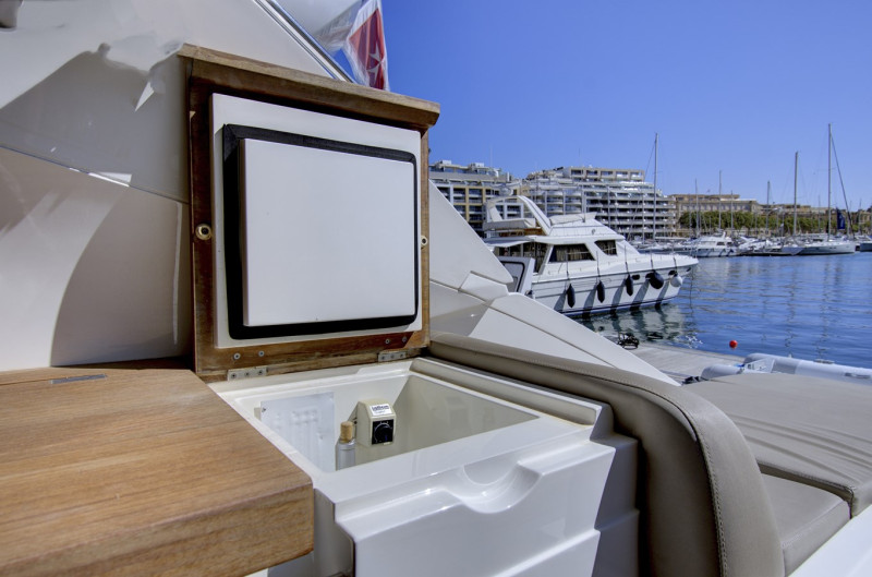 GT 52  2010 FAIRLINE