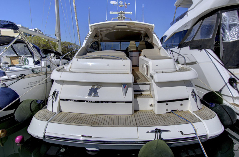 GT 52  2010 FAIRLINE