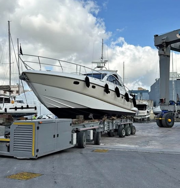 GT 52  2010 FAIRLINE