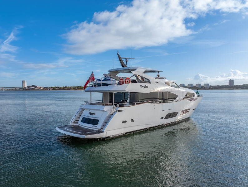 95 YACHT 2019 SUNSEEKER