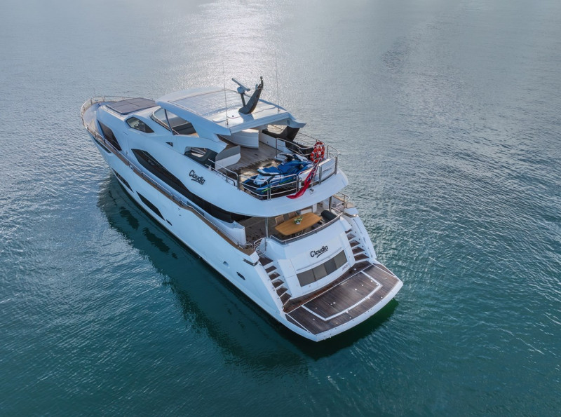 95 YACHT 2019 SUNSEEKER