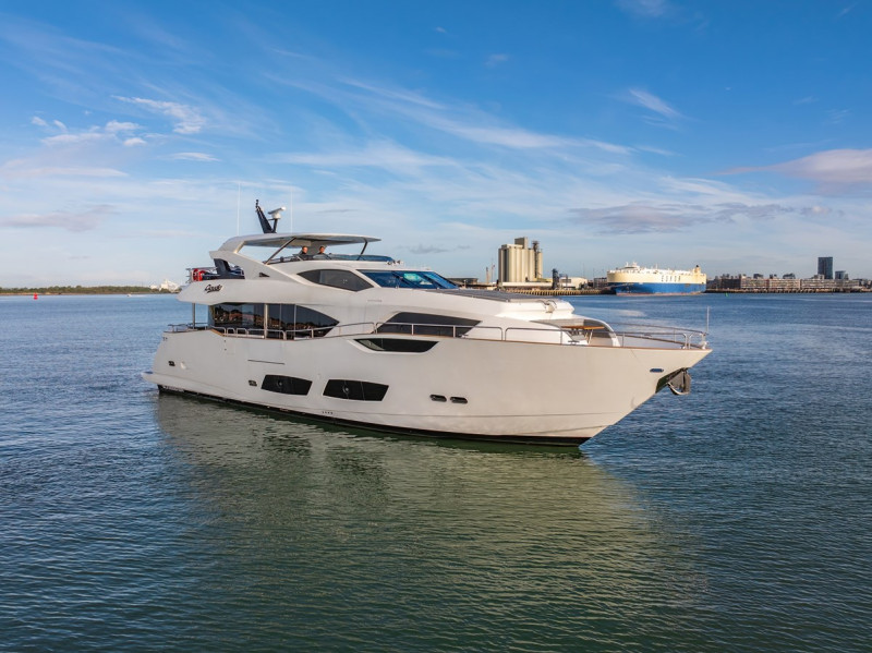 95 YACHT 2019 SUNSEEKER